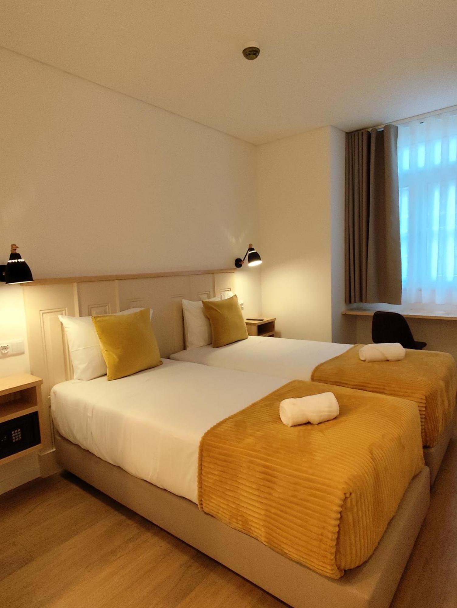 Bacalhoeiros 125 Hotel Lisbon Luaran gambar